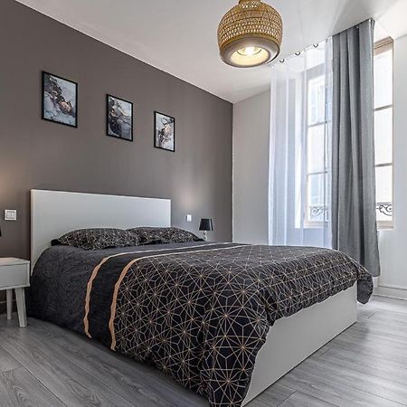 Le Saint-Pierre T2 Cosy En Plein Centre Ville Dreux Buitenkant foto