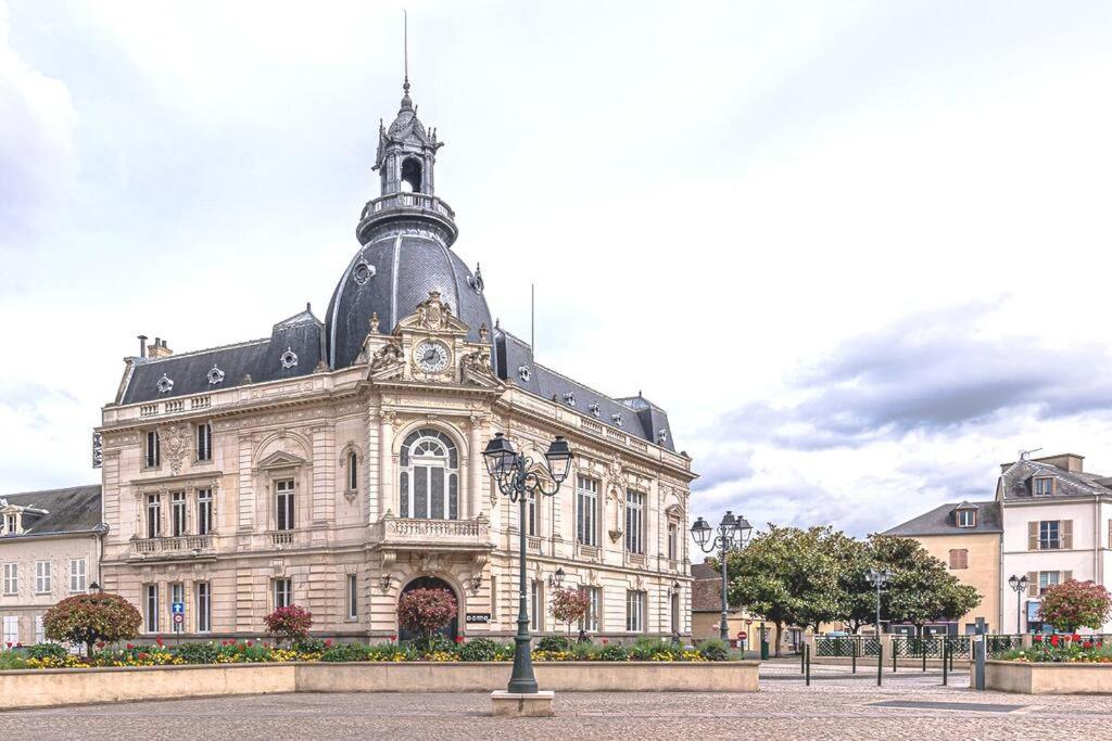 Le Saint-Pierre T2 Cosy En Plein Centre Ville Dreux Buitenkant foto